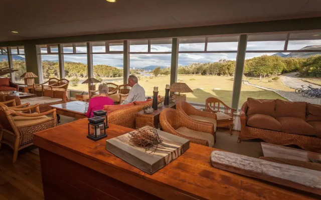 Lodge Lakutaia