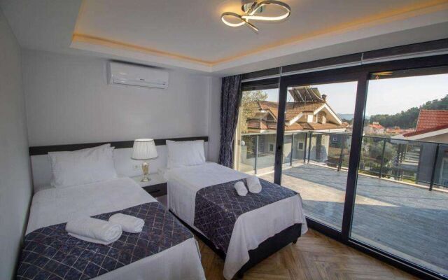 Göcek Marin B 4+1 Villa, Özel Havuzlu