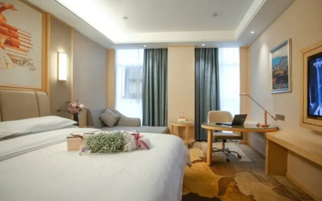 Vienna International Hotel (Chongqing Nanping Pedestrian Street)