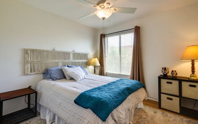 Beautiful Phoenix Home: Private Yard, Pool Access!