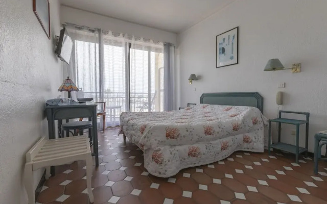 Hôtel Alizés Sénéquier