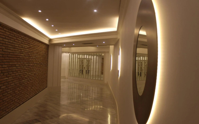 Hotel Reyes Ziríes