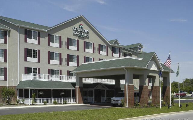 Country Inn & Suites by Radisson, Indianapolis Airport South, IN