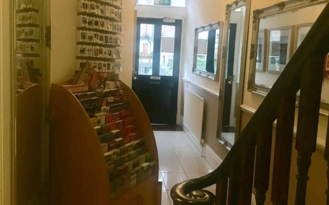 Classic Hyde Park Hotel