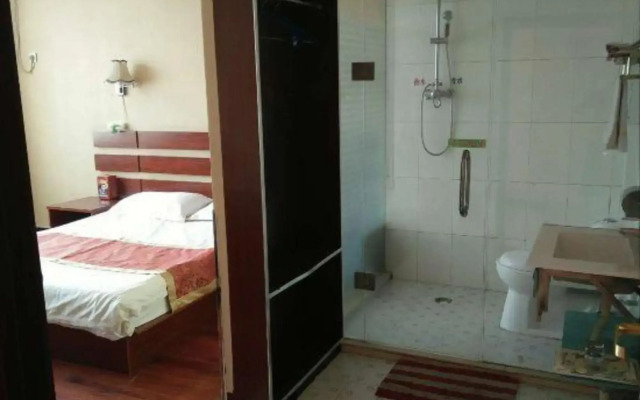 Aike 88 Hotel (Guangrao Bus Station Chengnan Wholesale Market Branch)