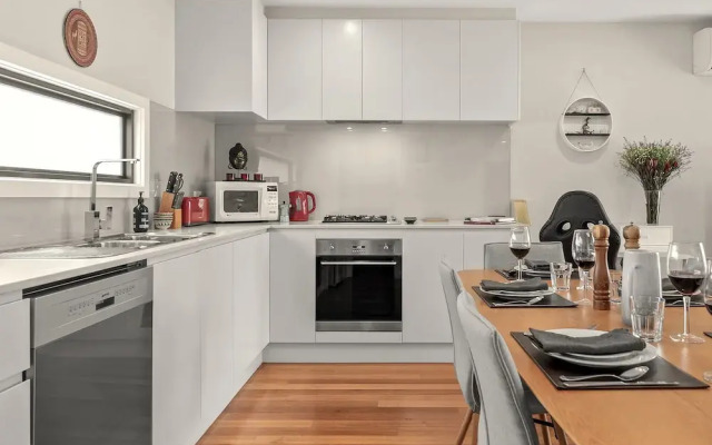 StayCentral - Thornbury Townhouse
