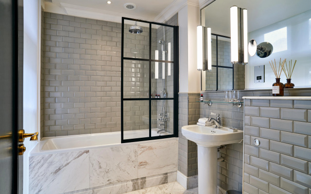 Kimpton Fitzroy London by IHG