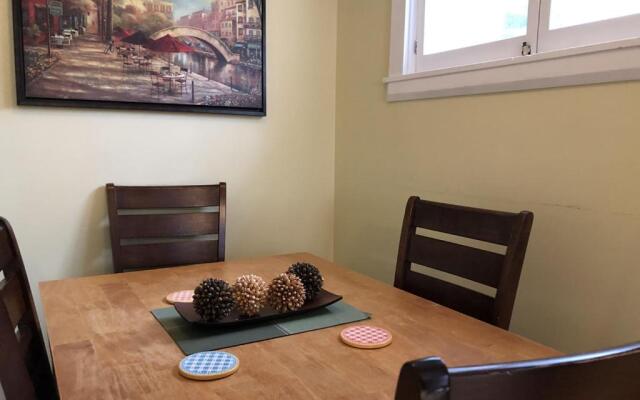 Leaside Executive Apartments