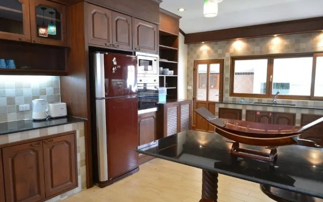 The Time Family 5 Bedroom Villa 92