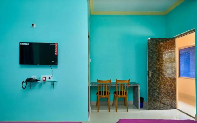 deb Guest House And Banquet hall