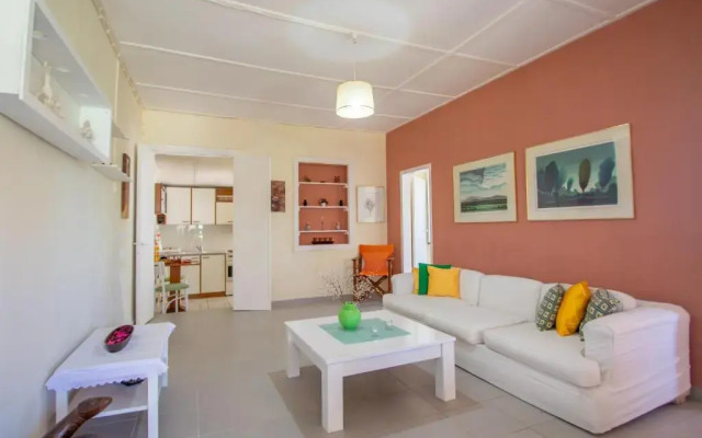 Dora's Tsilivi Beach House A