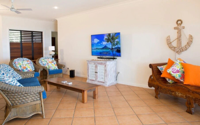 Absolute BeachFront Bliss @ Newell Beach