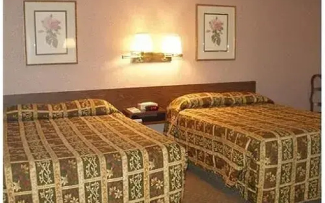 Red Carpet Inn