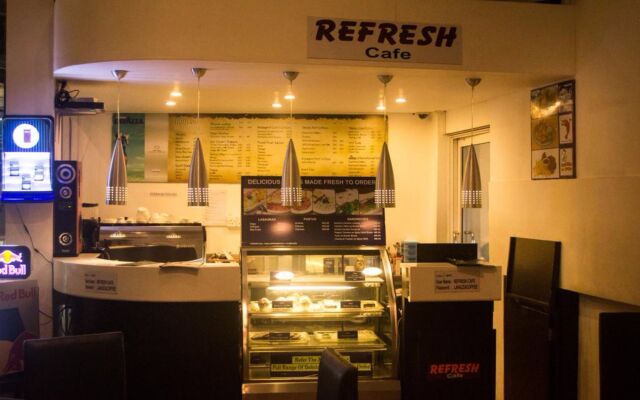Refresh Hotel