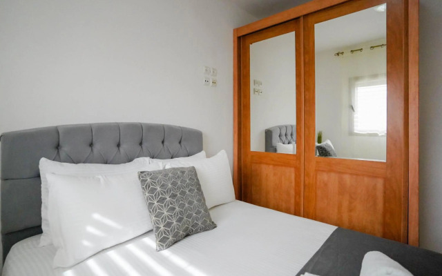 two bed room apartment 5 min walk to the beach