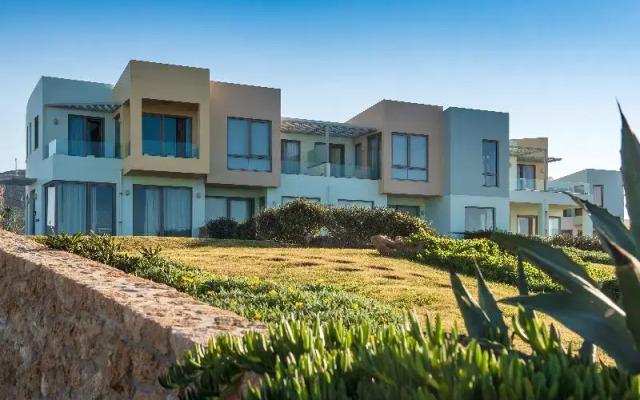 Beach Front Villa Peri