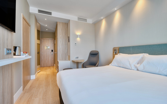 Holiday Inn Express Madrid Airport by IHG - Image 5