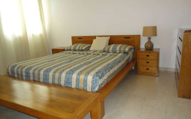 Residence Ciring House