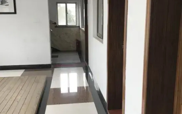 Changchun Hotel, Lixian County