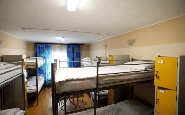 U Krasnogo Mosta Hostel