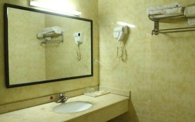 Shunde Business Hotel