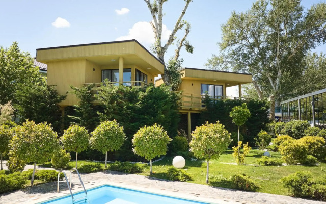 Lebada Luxury Resort & Spa