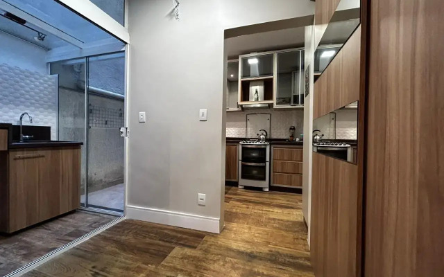 Apartamento térreo Porto Alegre-RS RDQ001