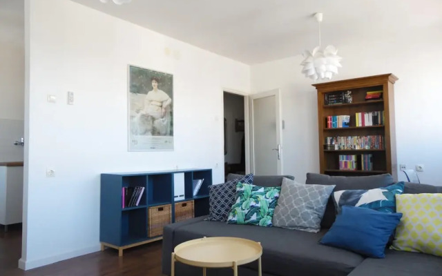 Comfortable apt With Great City and sea View