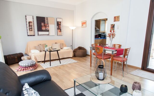 Gorgeous apartment in Piraeus