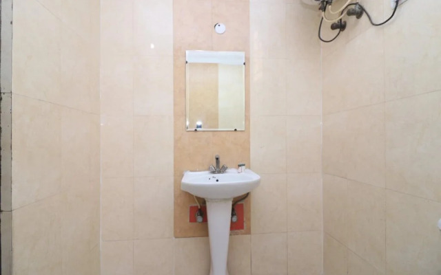 Queen Residency By OYO Rooms