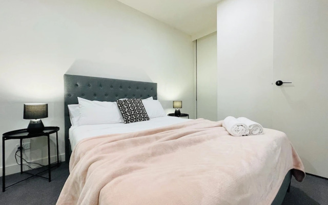 Mega Style Apartments M-City