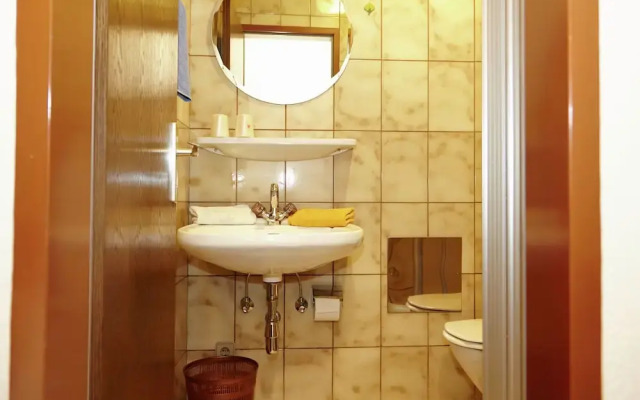 Lovely Apartment in Leutasch With Meadow Around