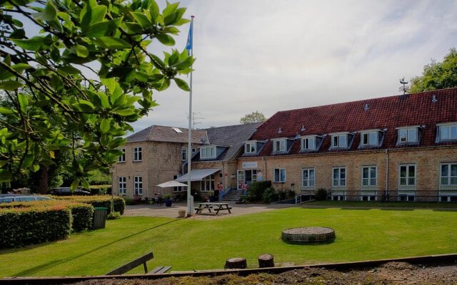 Fredensborg Vandrerhjem - Hostel