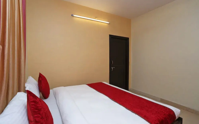 Oyo 10932 Home 1Bk Spacious Studio Mehragaon