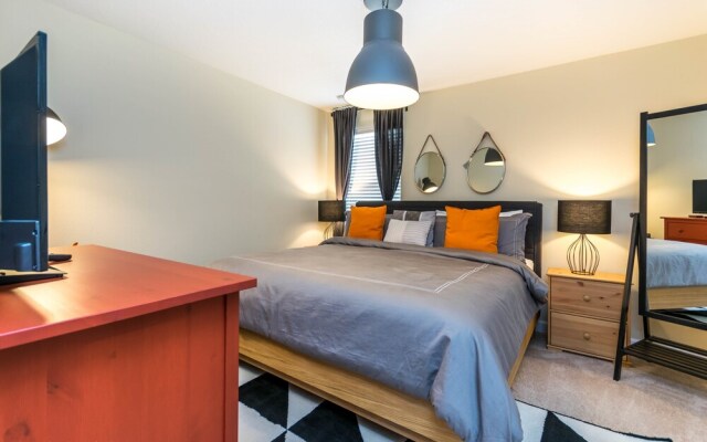 1474 Rolling Fairway