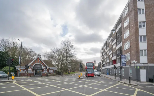 Heavenly Hammersmith Home by the River Thames