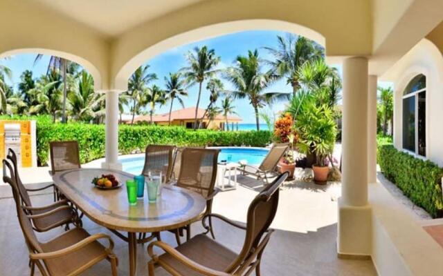 Mar y Sol Villa by ChezPlaya