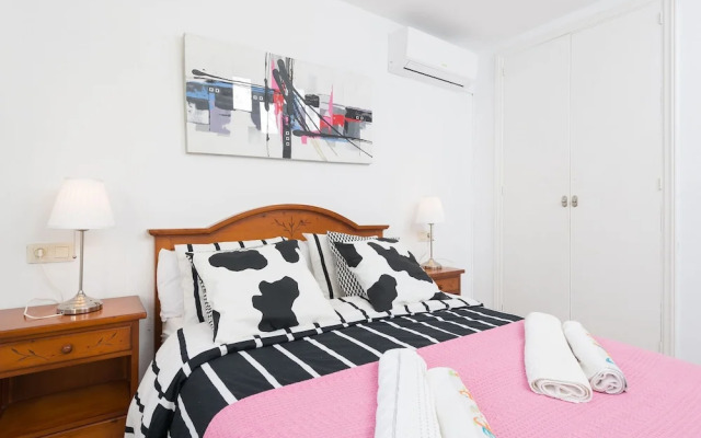 Ropit in Alc dia With 2 Bedrooms and 1 Bathrooms