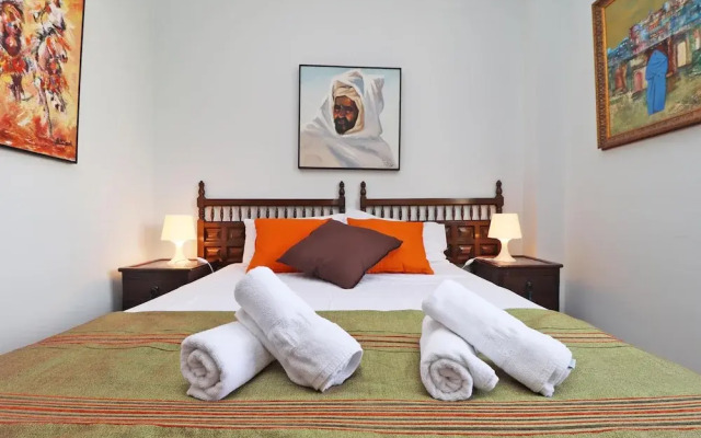 Del Parque Flats Castillo