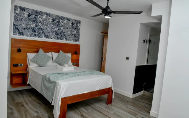 Yara Beach Apartahotel