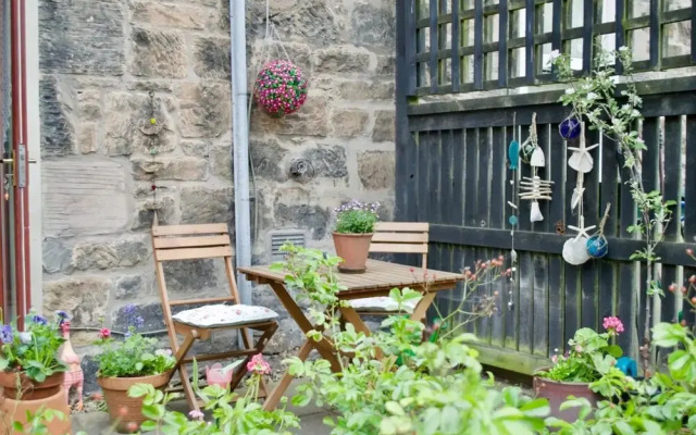 1 Bedroom Flat In Edinburgh