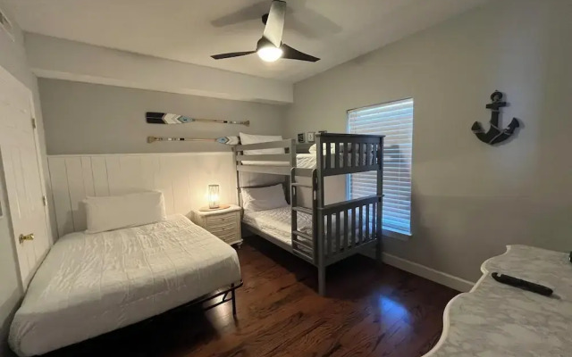 Emerald Isle  by SVR