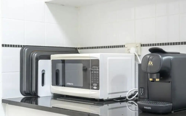 Kozyguru | Homebush West | 3-Beds Apt With Parking