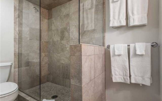 Aspenwood L7 - 1 Bedrooms Condo