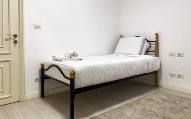 The Classic Contemporary Apartment, 2bdr