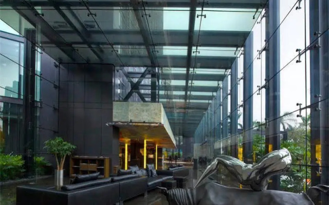 Zobon Art Hotel