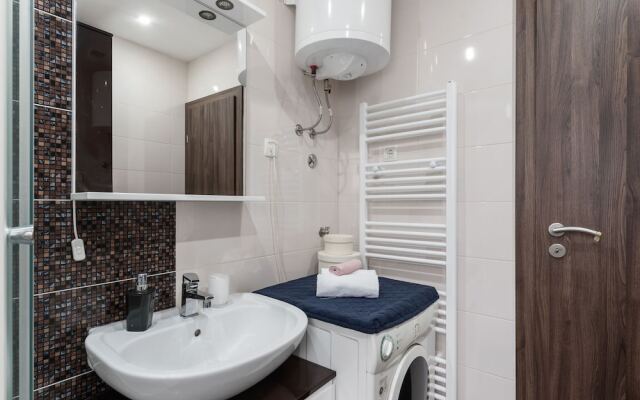 Modern Apartment in Zadar with Terrace