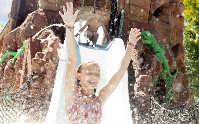Grand Country Waterpark Resort