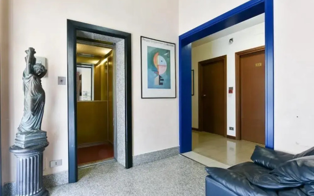 Hotel Gamma