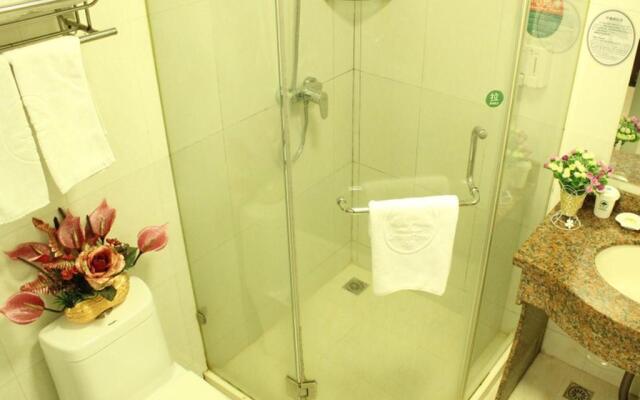 GreenTree Alliance Shanghai Fengzhuang Metro Station Hotel